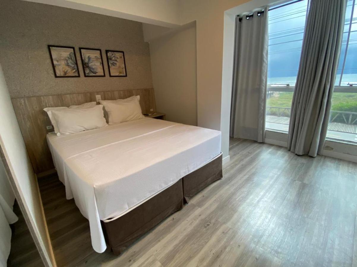 Navega Beach Palace Hotel Navegantes Eksteriør billede